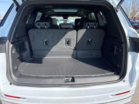 New 2026 Buick Enclave Avenir w/ Super Cruise Package image 11