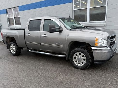 Used 2012 Chevrolet Silverado 2500 LT image 3