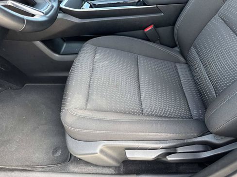 Used 2025 Chevrolet Equinox LT FWD image 19