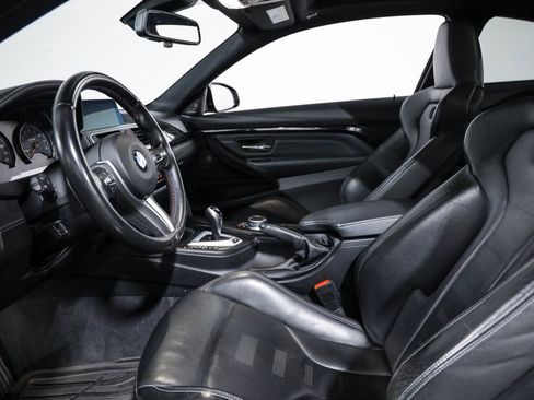Used 2019 BMW M4 Coupe w/ Competition Package image 38