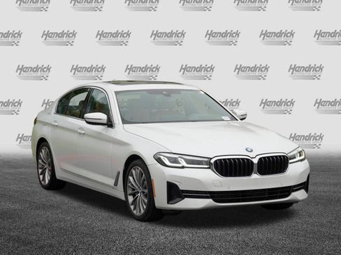 Certified 2023 BMW 530i w/ Premium Package RWD image 2