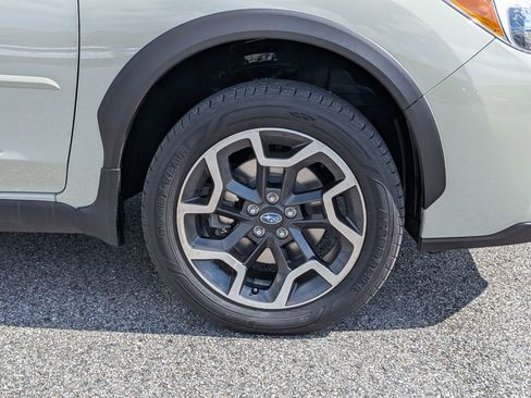 Used 2016 Subaru Crosstrek 2.0i Premium AWD/4WD image 11