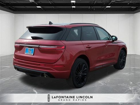 Certified 2024 Lincoln Corsair Reserve w/ Equipment Group 201A image 5