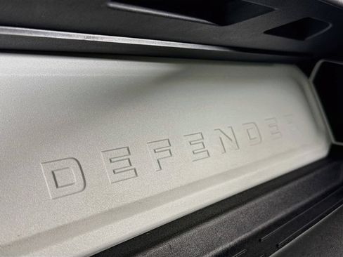 Used 2022 Land Rover Defender 110 X-Dynamic HSE AWD/4WD image 23