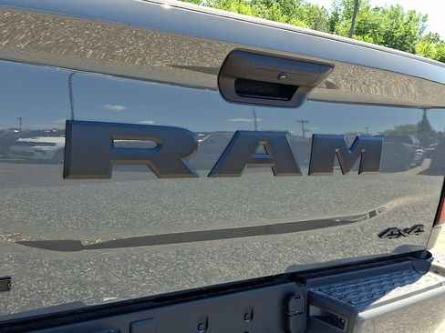 New 2026 RAM 2500 Big Horn AWD/4WD image 21