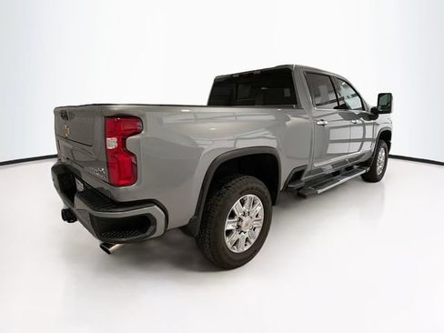 Used 2024 Chevrolet Silverado 3500 High Country w/ High Country Premium Package AWD/4WD image 7