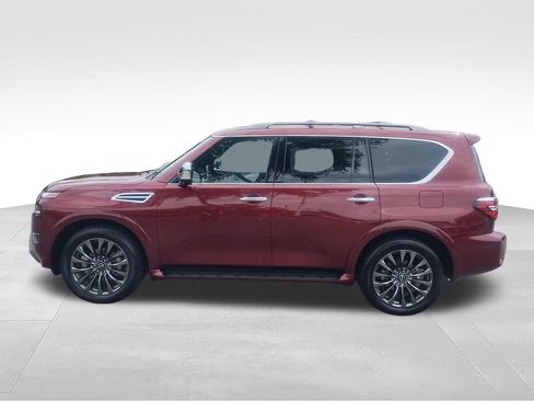 Used 2024 Nissan Armada Platinum w/ Captain's Chairs Package RWD image 3