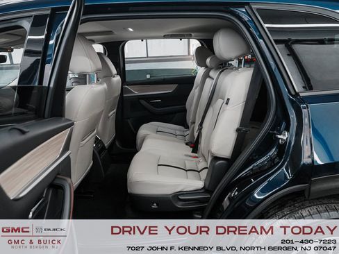 Used 2024 MAZDA CX-90 Plug-In Hybrid w/ Preferred image 31