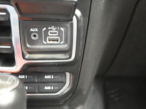 Used 2021 Jeep Gladiator Rubicon image 26