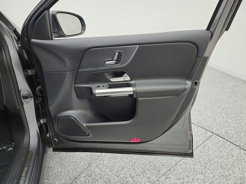 Used 2023 Mercedes-Benz GLA 250 image 19