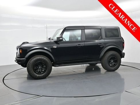 Used 2024 Ford Bronco Wildtrak image 10