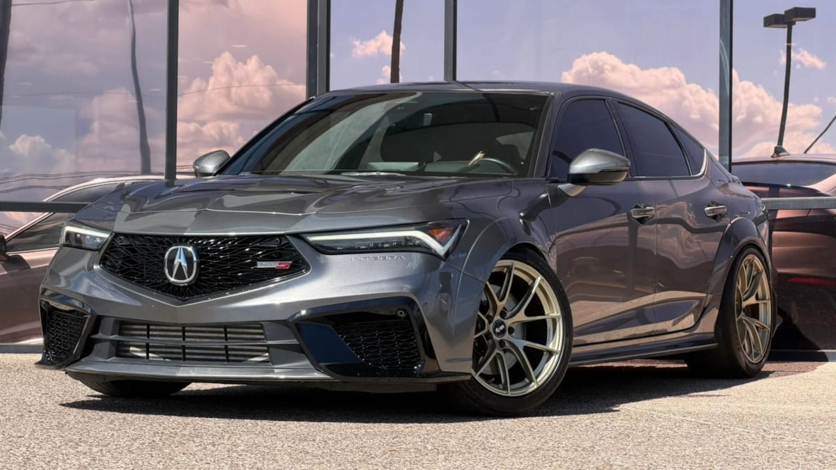 Used 2024 Acura Integra Type S FWD image 2