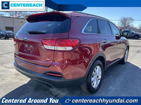 Used 2016 Kia Sorento LX w/ LX Convenience Package image 61