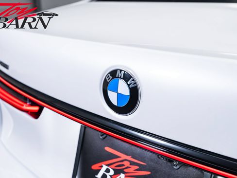 Used 2021 BMW 750i xDrive w/ Executive Package AWD/4WD image 11