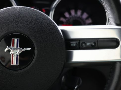 Used 2008 Ford Mustang GT Premium RWD image 22