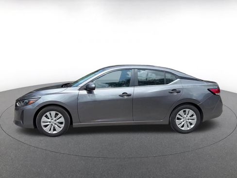 Used 2025 Nissan Sentra S FWD image 8