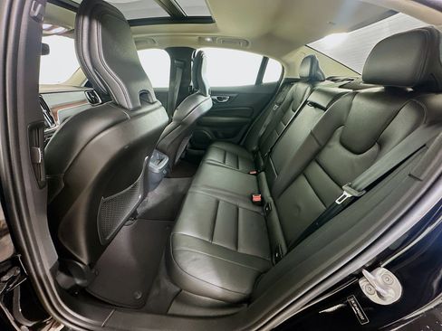 Used 2023 Volvo S60 B5 Plus FWD image 28