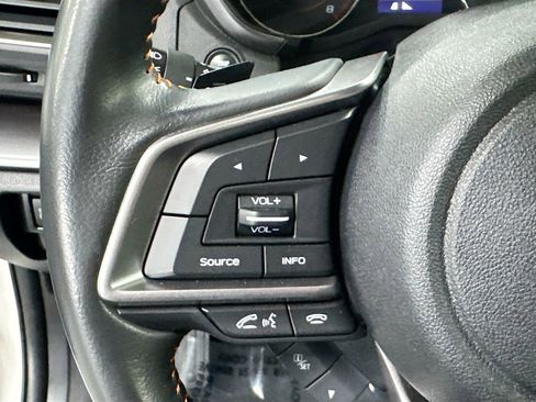 Certified 2021 Subaru Crosstrek 2.5i Limited w/ Popular Package #3 image 8