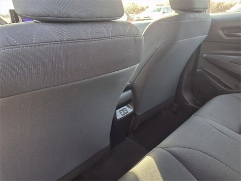 Used 2025 Toyota Corolla LE image 69