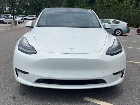 Used 2021 Tesla Model Y 2WD image 1