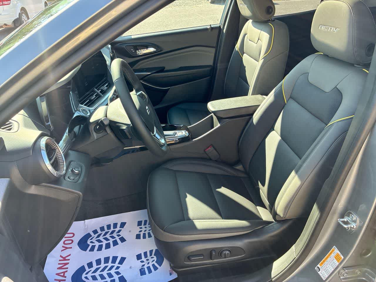 New 2026 Chevrolet Trax ACTIV w/ Sunroof Package FWD image 19