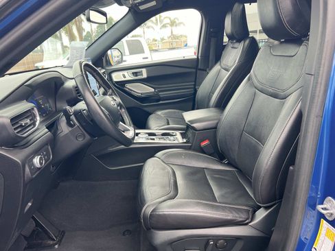 Used 2022 Ford Explorer ST w/ Equipment Group 401A image 18