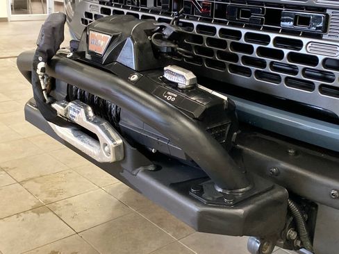 Used 2023 Ford Bronco Everglades image 5