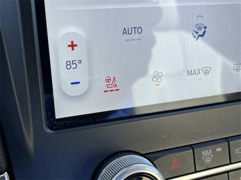 Used 2022 Ford Edge Titanium w/ Class II Trailer Tow Package image 37