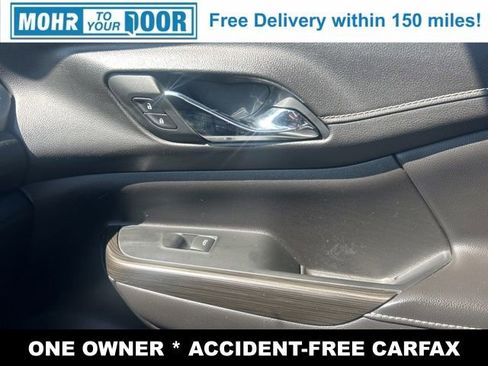 Used 2023 GMC Acadia SLT image 27