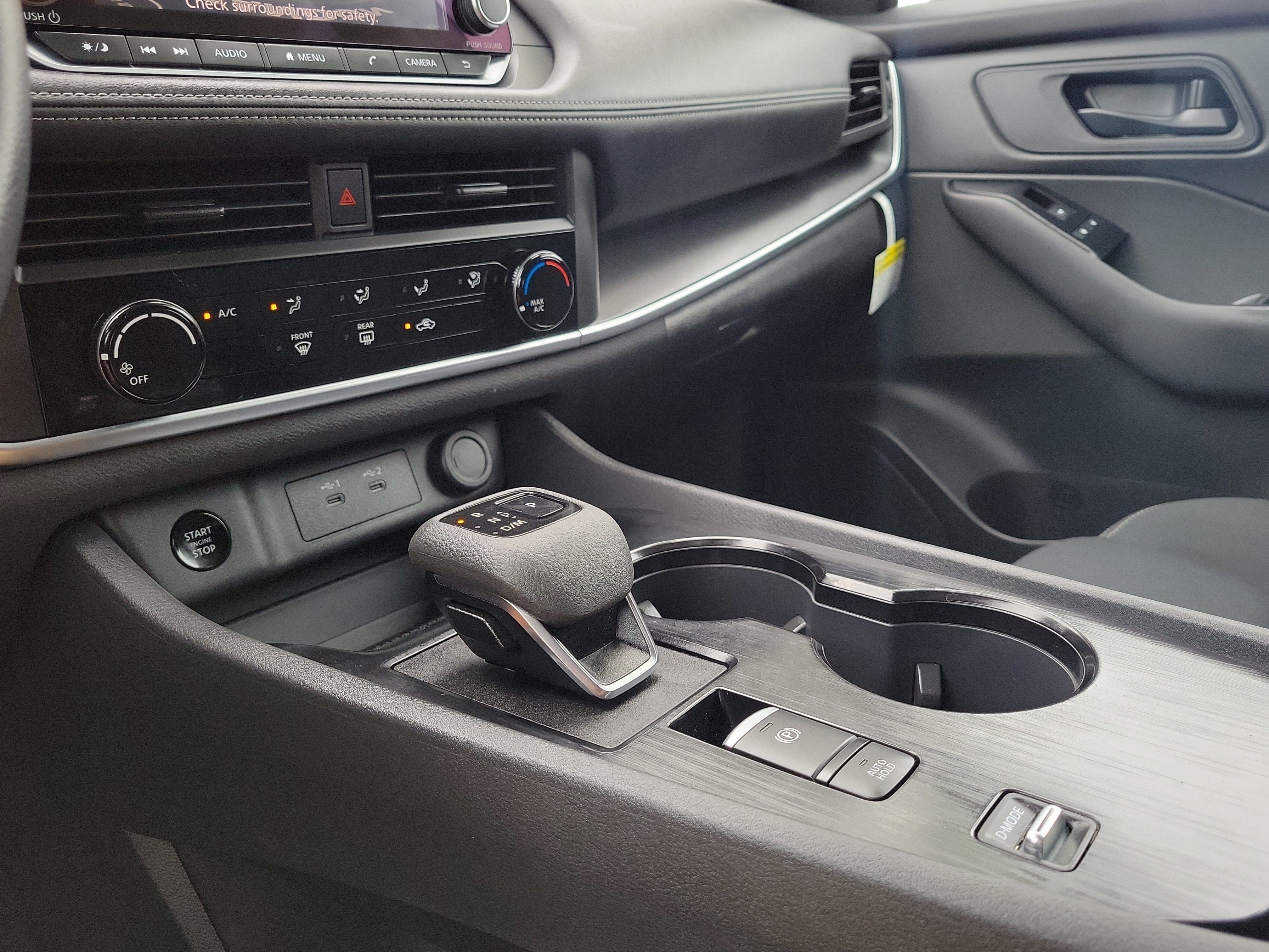 Certified 2025 Nissan Rogue S FWD image 25