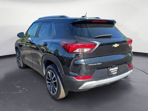 Used 2024 Chevrolet TrailBlazer LT FWD image 4