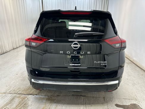 Certified 2024 Nissan Rogue Platinum image 8
