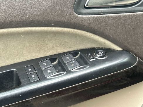 Used 2017 GMC Canyon SLE image 22