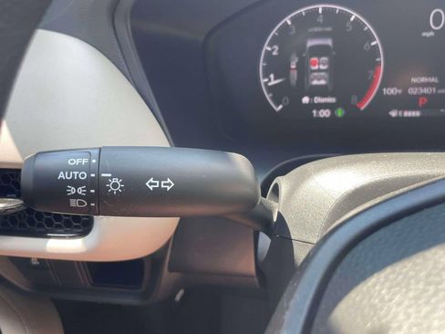 Used 2024 Honda HR-V LX image 24