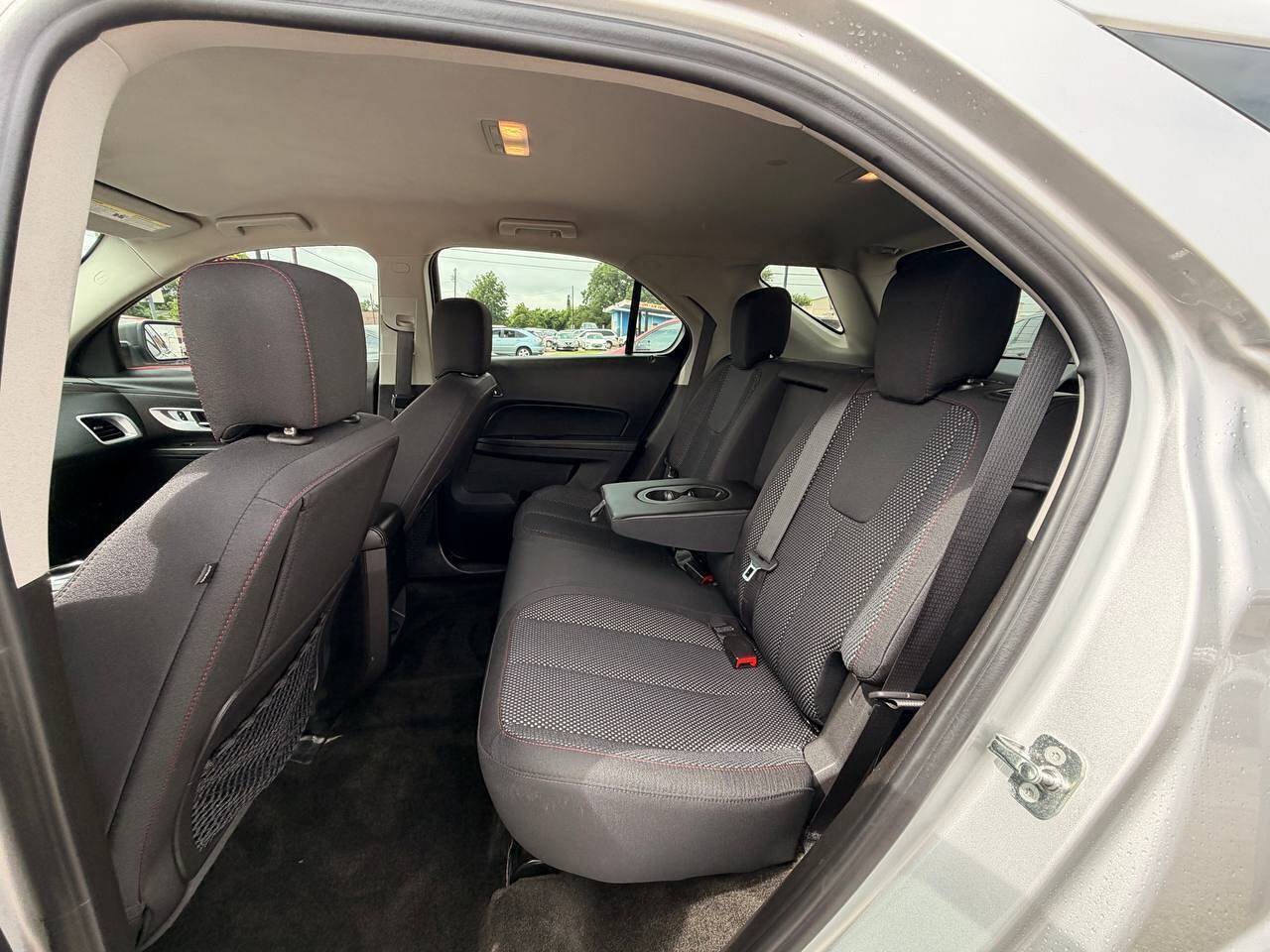 Used 2017 Chevrolet Equinox LS FWD image 11