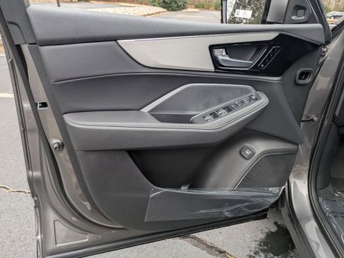 New 2026 Acura MDX SH-AWD image 19