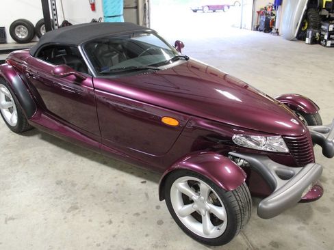 Used 1997 Plymouth Prowler image 14