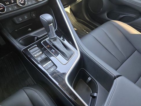 Certified 2025 Acura ADX AWD image 28