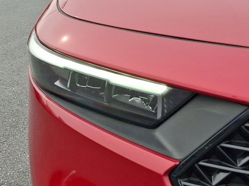 Certified 2025 Honda Accord SE image 9