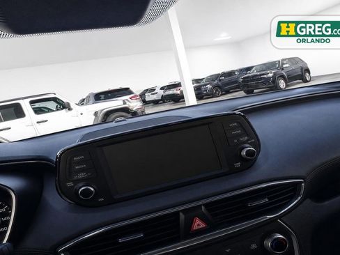 Used 2019 Hyundai Santa Fe SEL FWD image 15