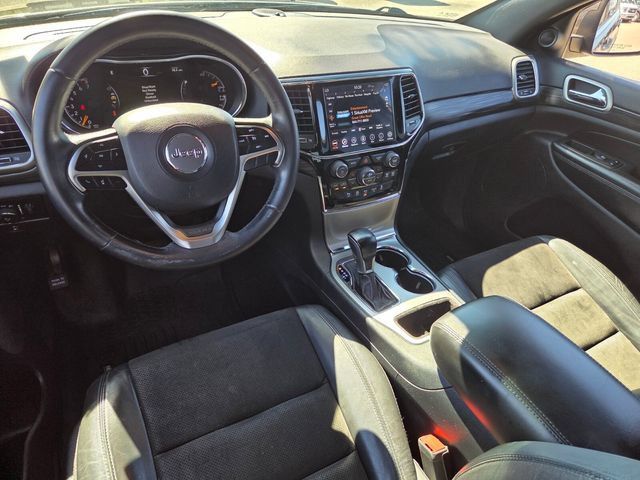 Used 2020 Jeep Grand Cherokee Laredo w/ Laredo X Package RWD image 8