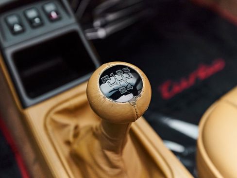 Used 1991 Porsche 911 Turbo image 45