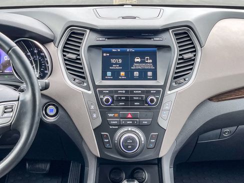 Used 2017 Hyundai Santa Fe Sport 2.0T image 12