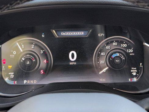 New 2026 RAM 2500 Laramie AWD/4WD image 27