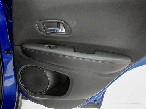 Used 2018 Honda HR-V LX image 31