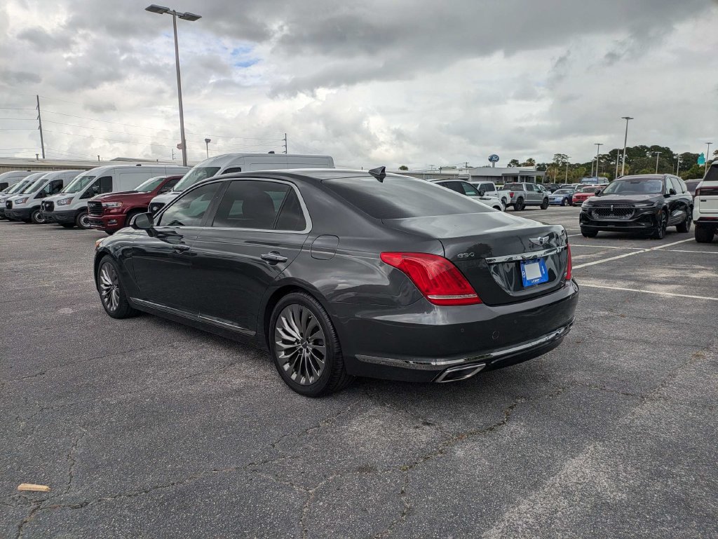 Used 2019 Genesis G90 5.0 Ultimate RWD image 6