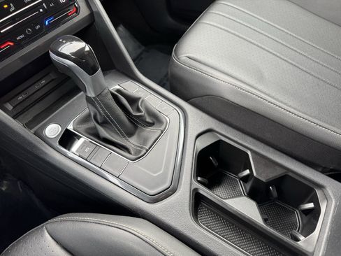 Used 2023 Volkswagen Tiguan SE R-Line image 26