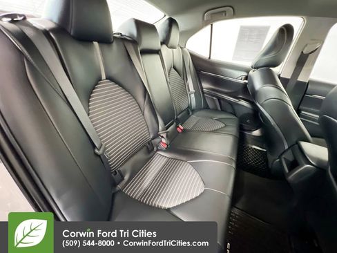 Used 2024 Toyota Camry SE FWD image 16