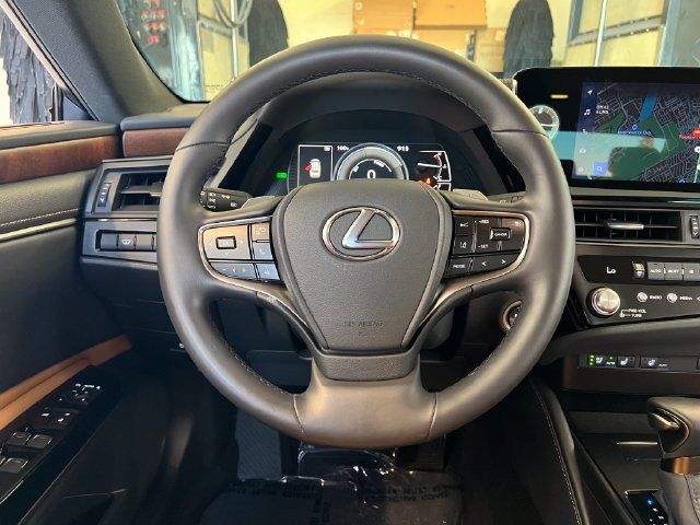 Certified 2025 Lexus ES 300h w/ Premium Package FWD image 45