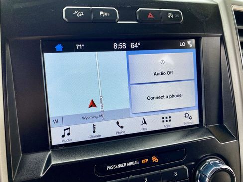 Used 2017 Ford F150 Lariat image 34